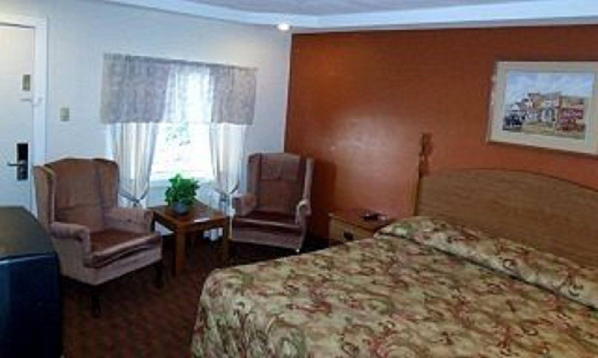 Woodlawn Hills Motel Henderson Exteriör bild